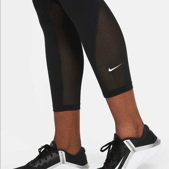 Nike leggings with mesh calves - Picture 1 of 7